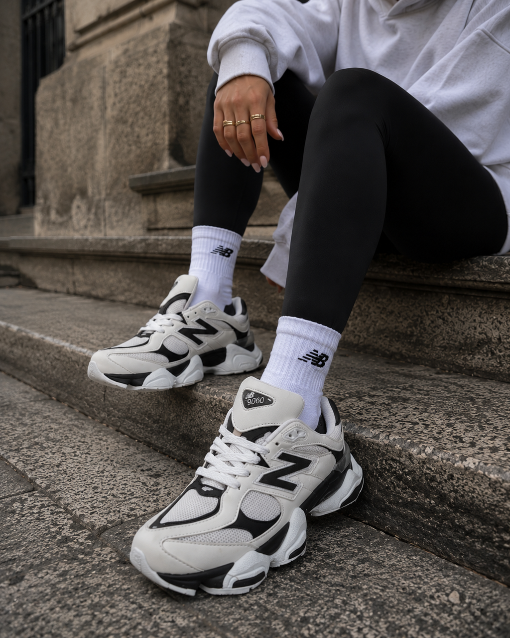 Маратонки New Balance 9060 – бели с черни детайли