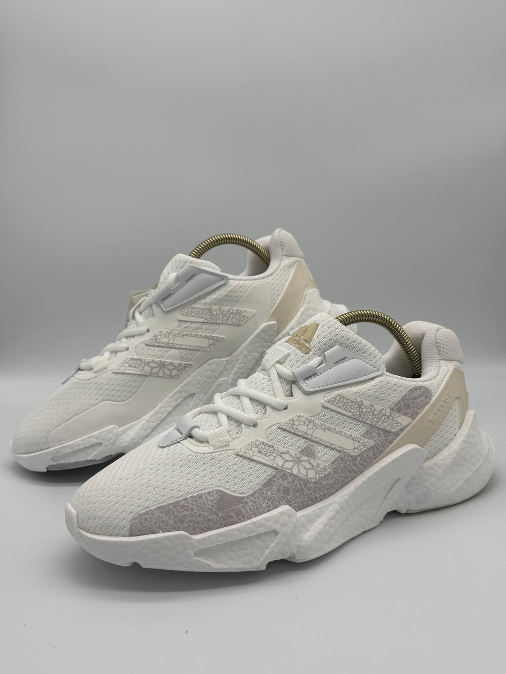 Маратонки Adidas X9000L4 в бяло и сиво