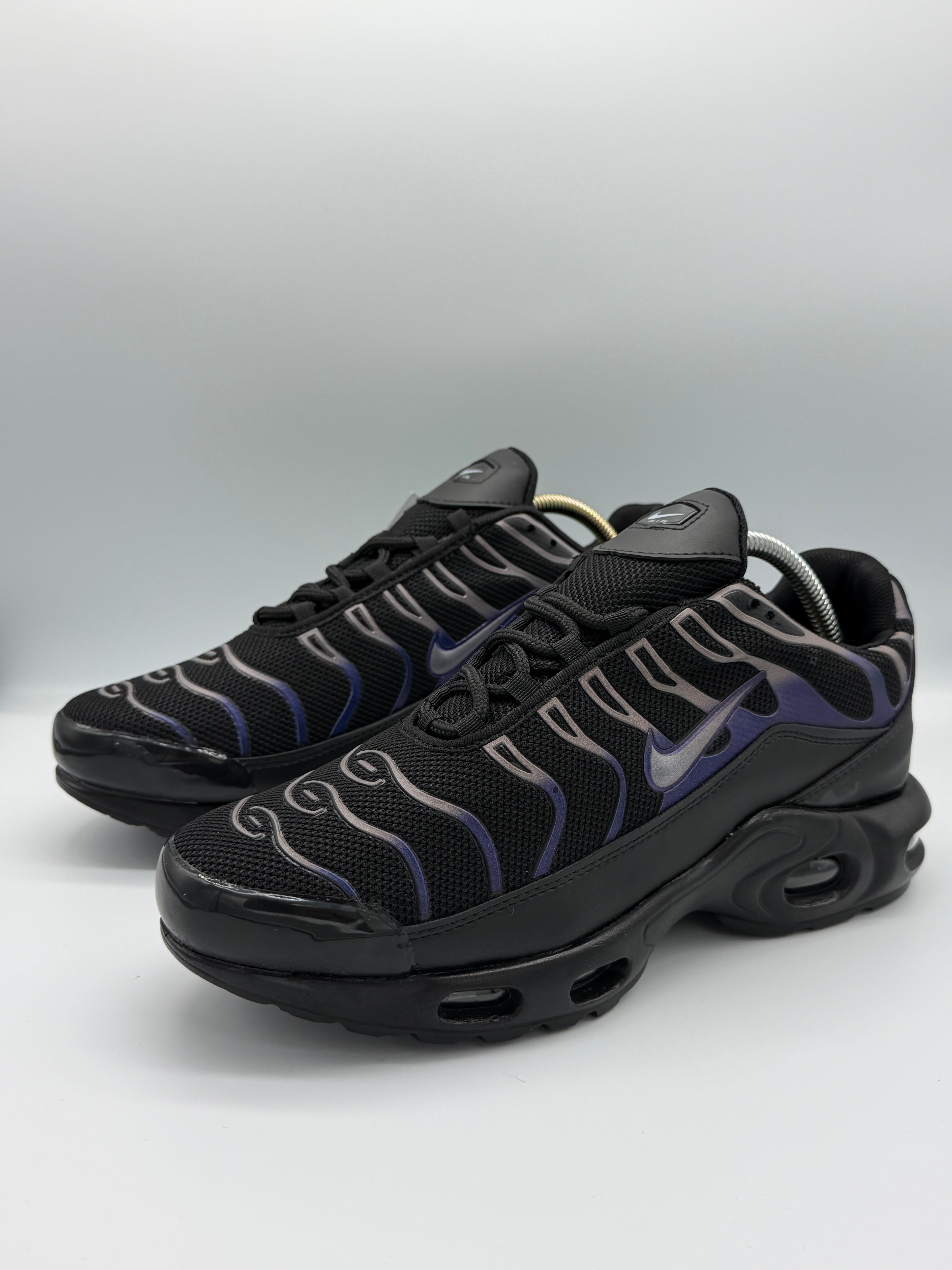 Мъжки маратонки Nike TN в черно със сини детайли