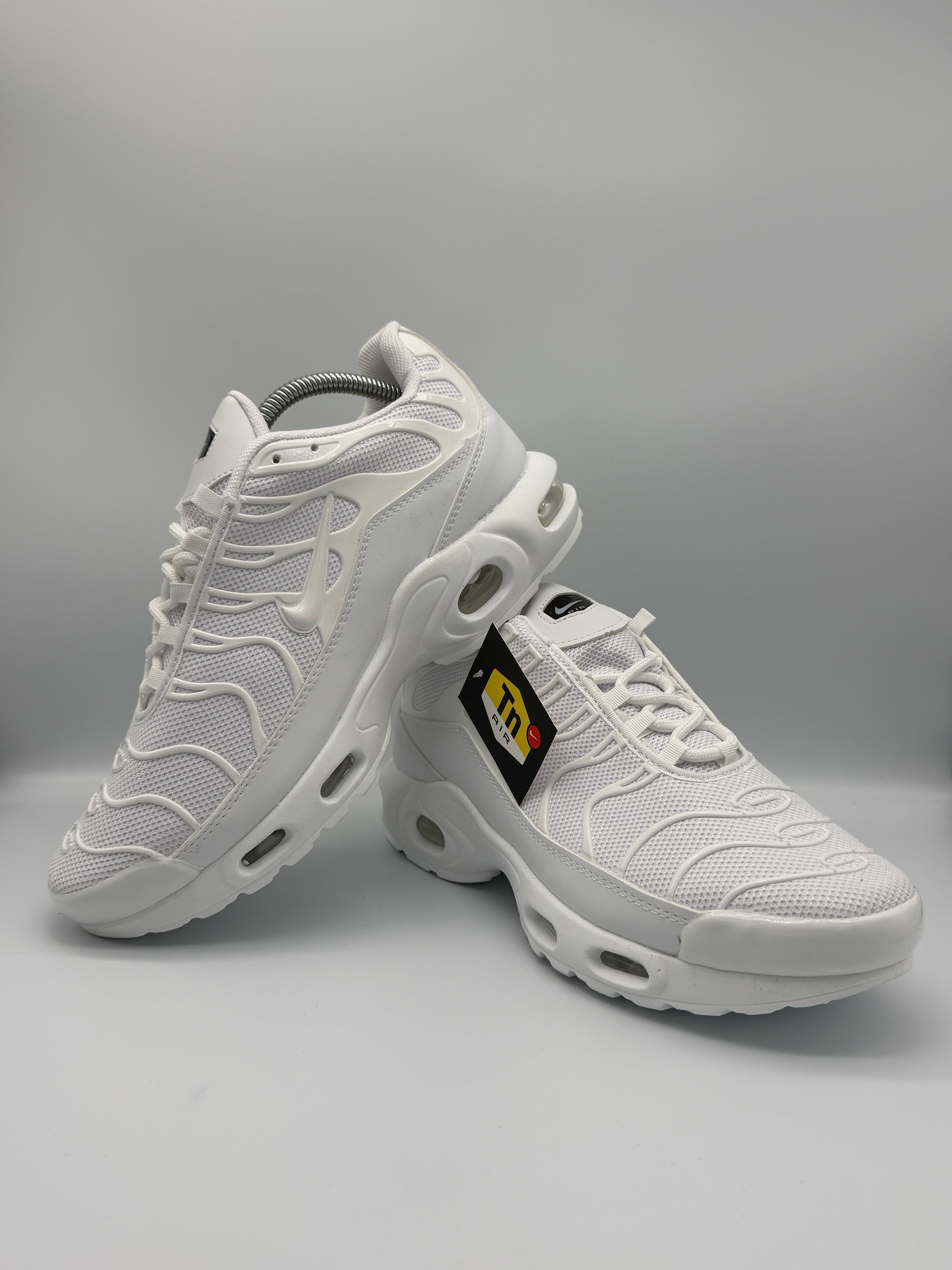 Мъжки маратонки Nike TN в бяло