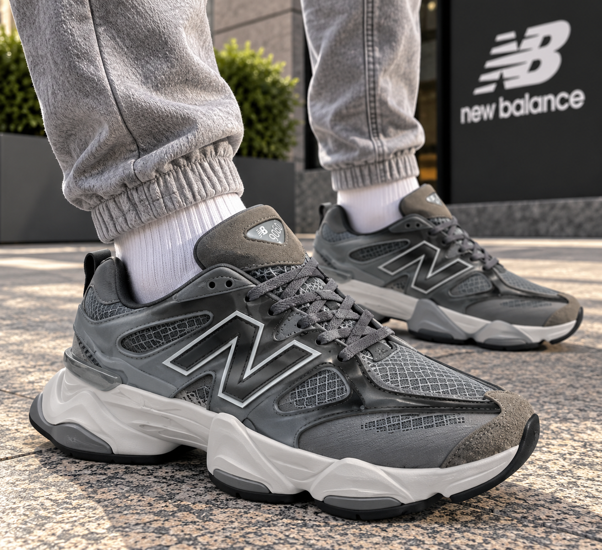 Мъжки маратонки New Balance 9060 в сиво и графит