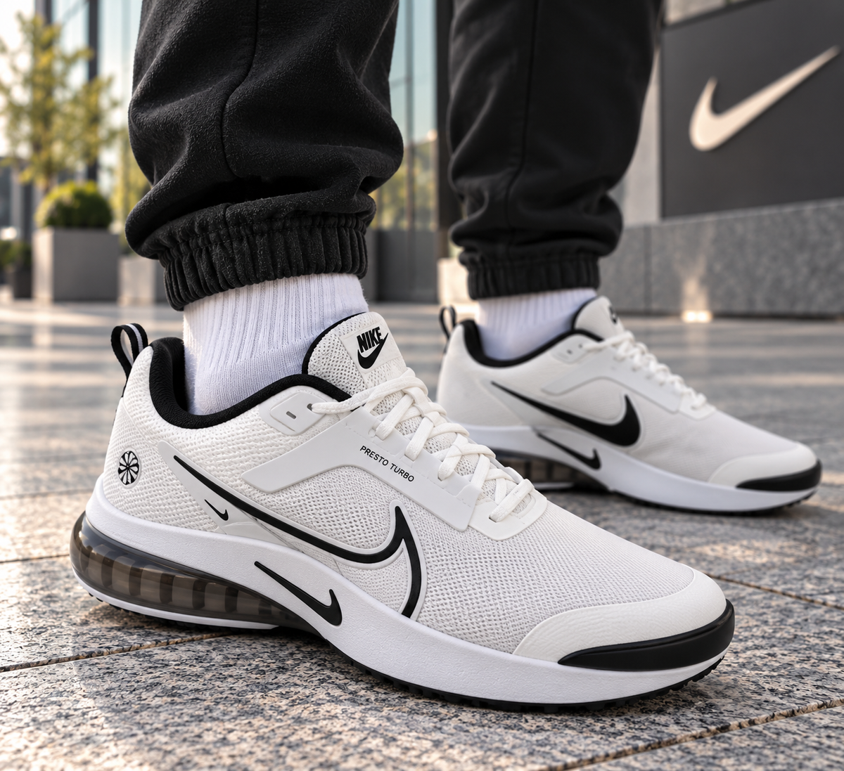 Мъжки маратонки Nike Presto Turbo – бели с черни детайли