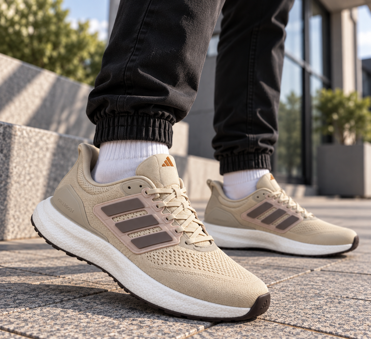 Мъжки маратонки Adidas Pureboost – бежови с бели