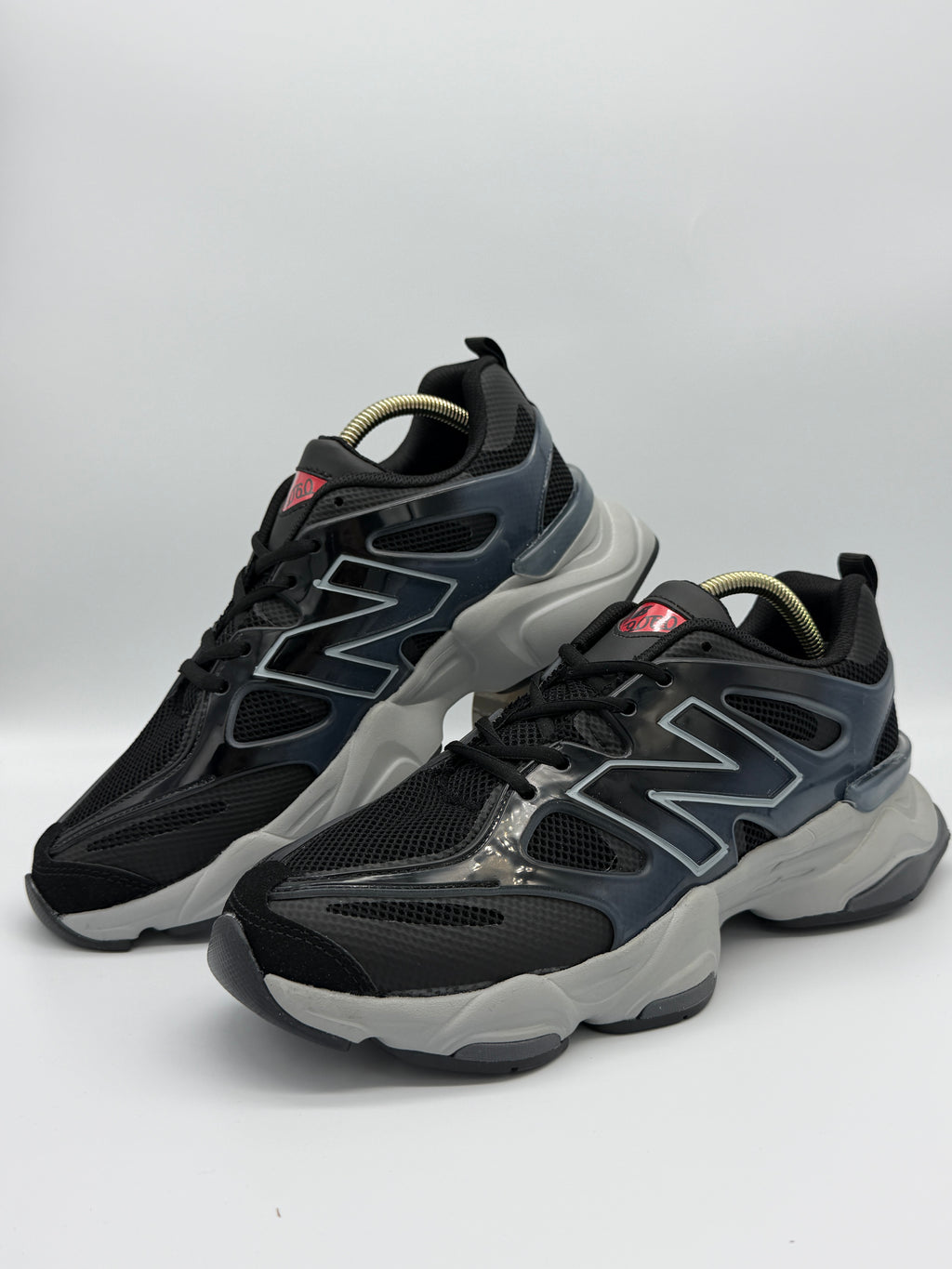 Мъжки маратонки New Balance 9060 в черно и антрацит