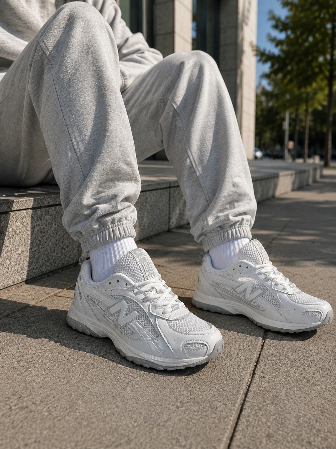 Дамски маратонки New Balance 204L – бели