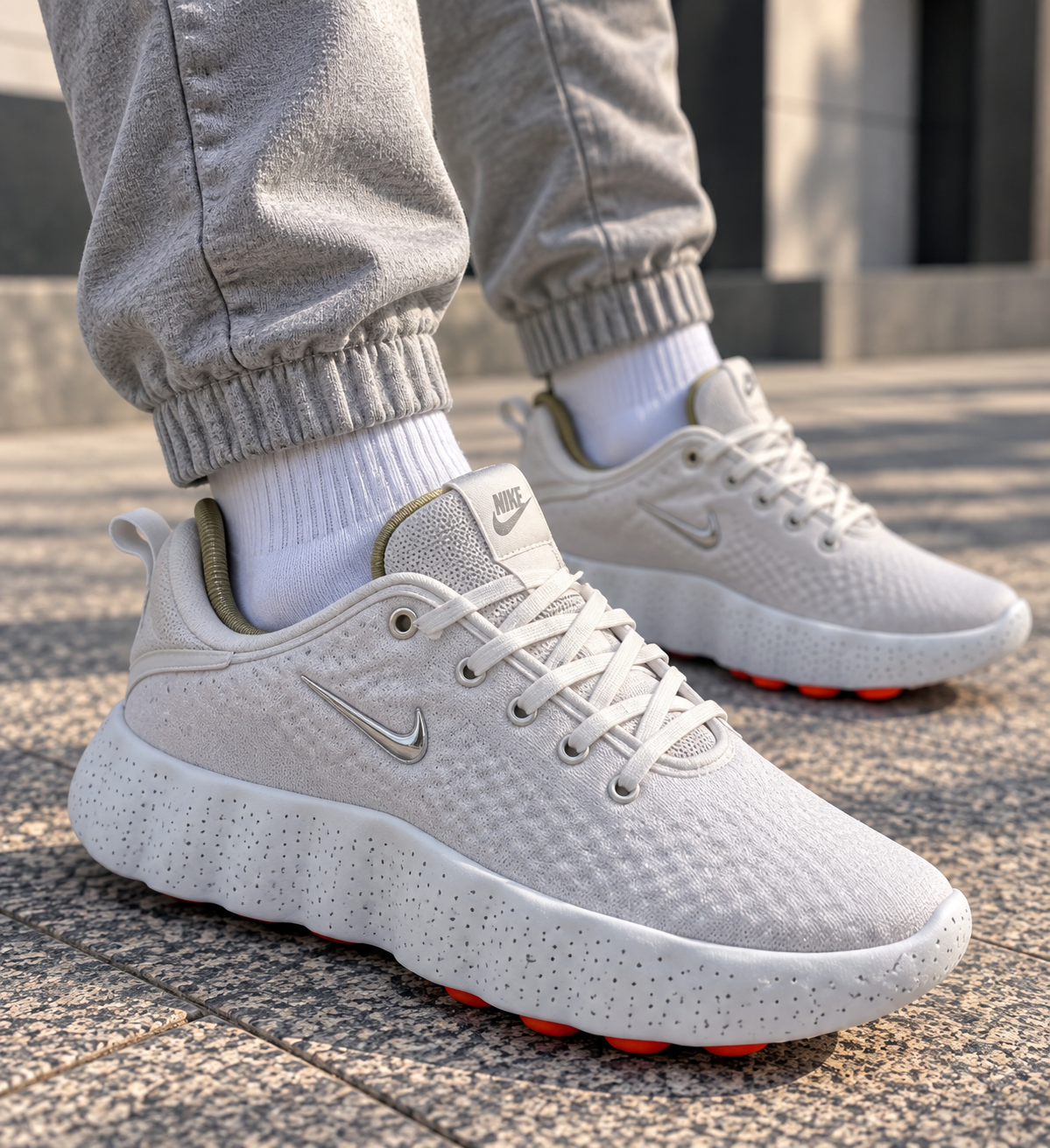 Маратонки Nike Mind 002 в бяло