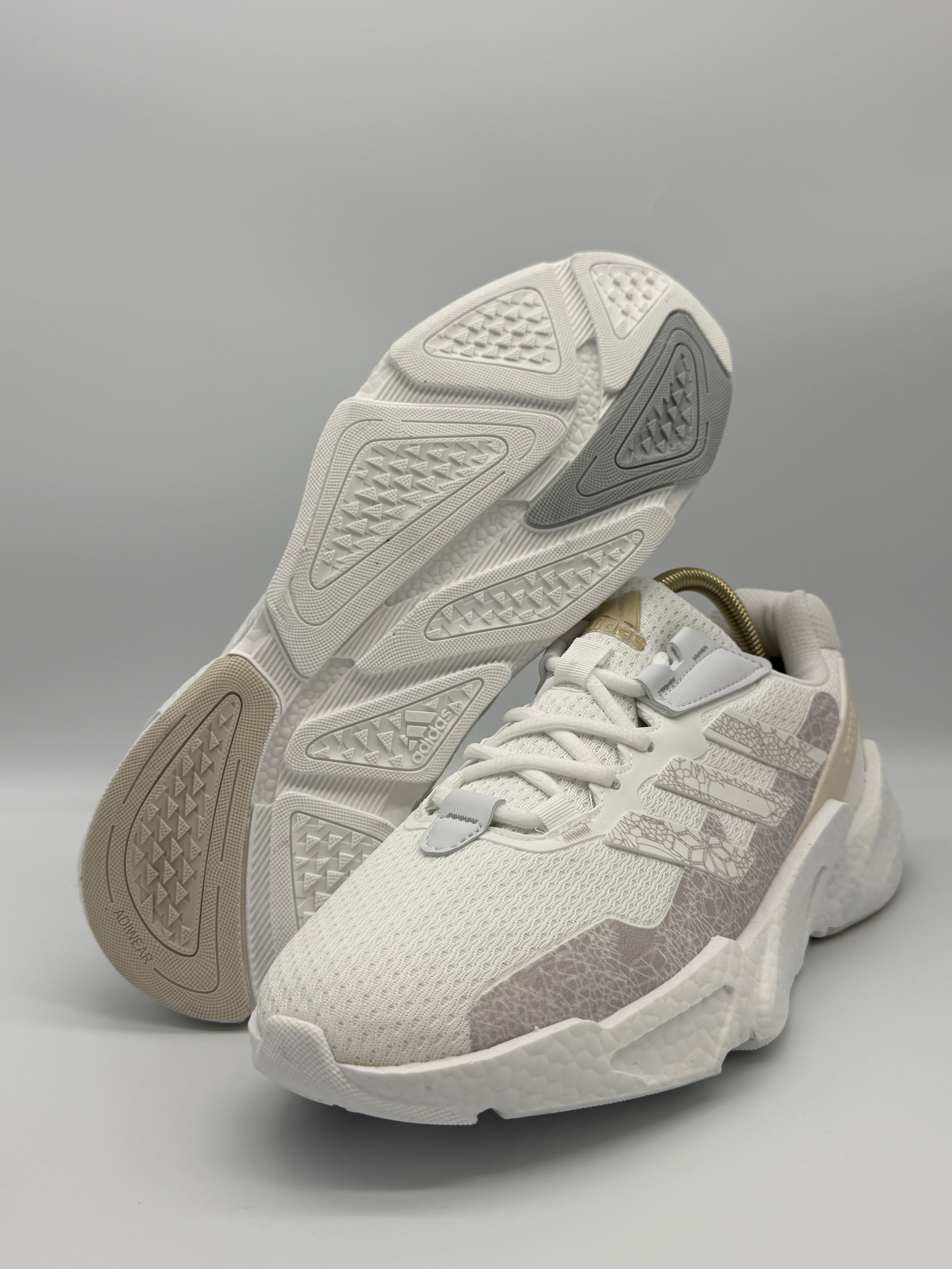 Маратонки Adidas X9000L4 в бяло и сиво