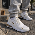Мъжки маратонки Nike Air 270 в бяло със златисти детайли