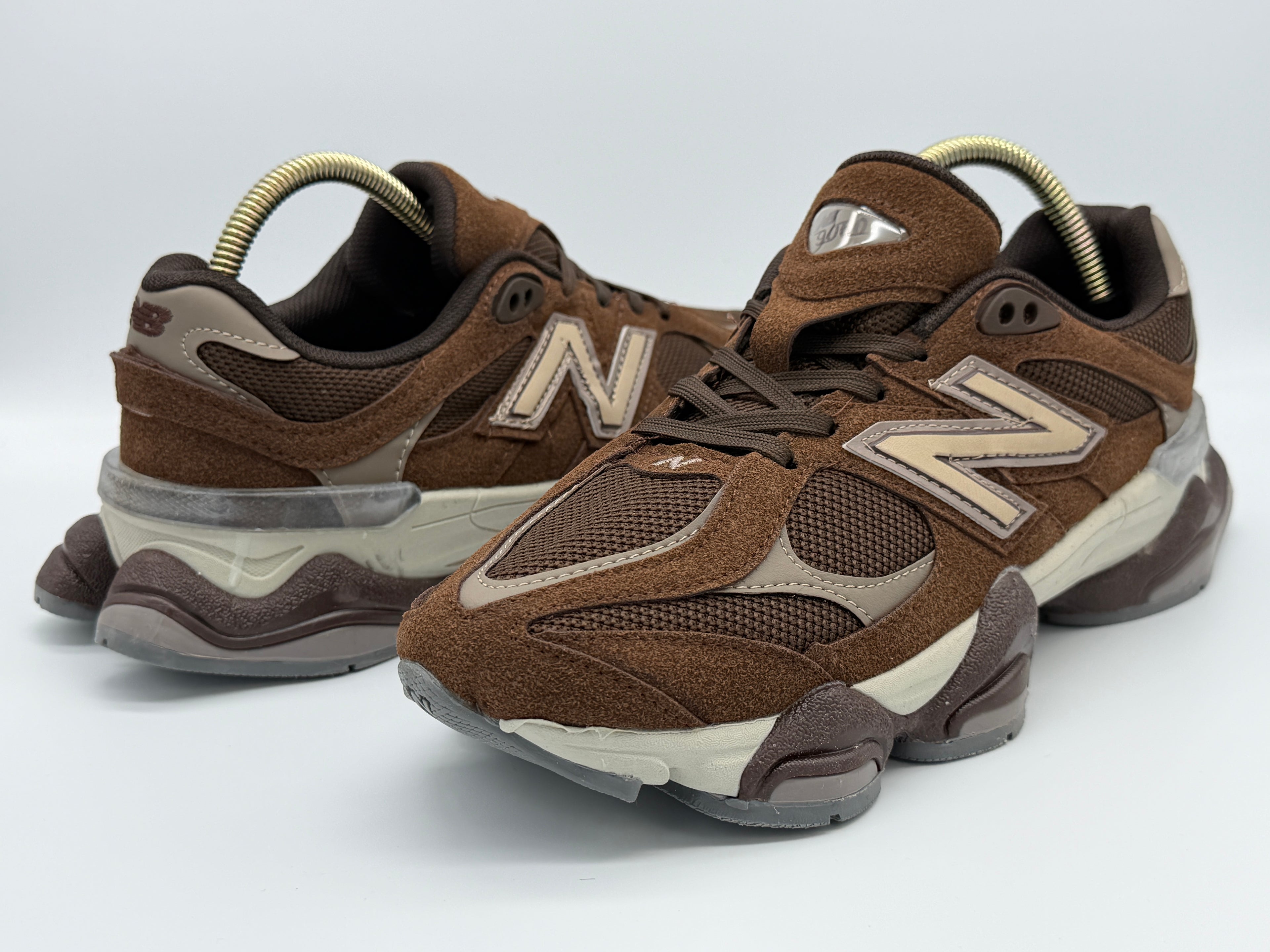 Мъжки маратонки New Balance 9060 в кафяво