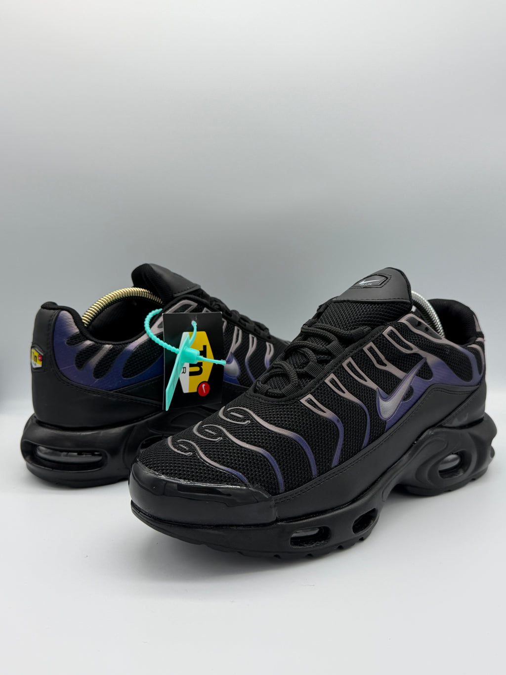 Мъжки маратонки Nike TN в черно със сини детайли