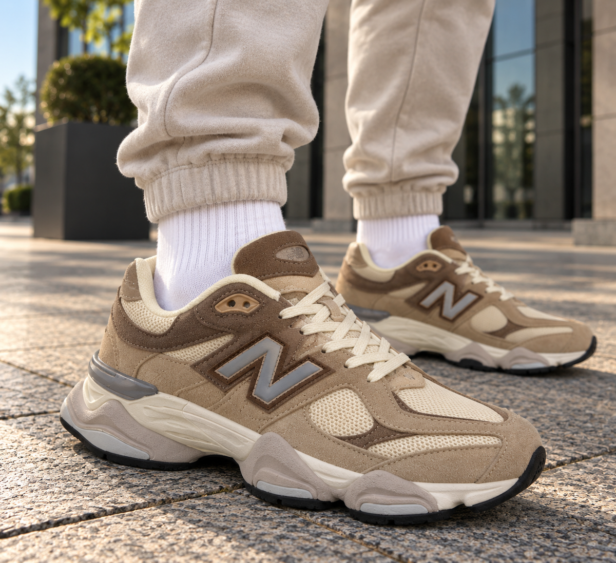 Мъжки спортни обувки New Balance 9060 – Бежово/Кафяво